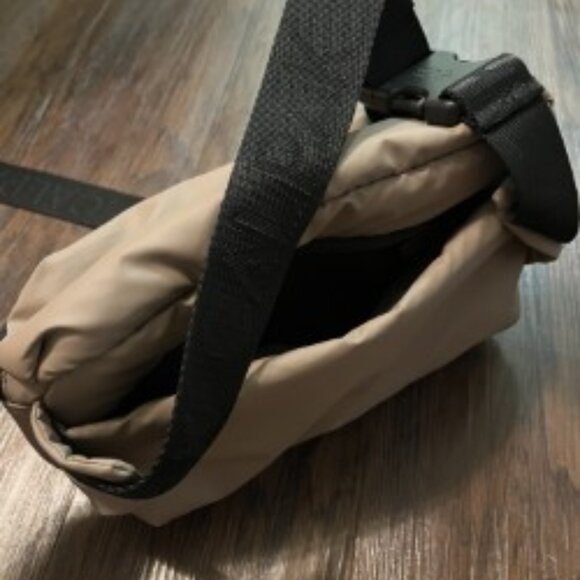 Calpak Brown Belt Bag Classic Chocolate - Picture 4 of 7